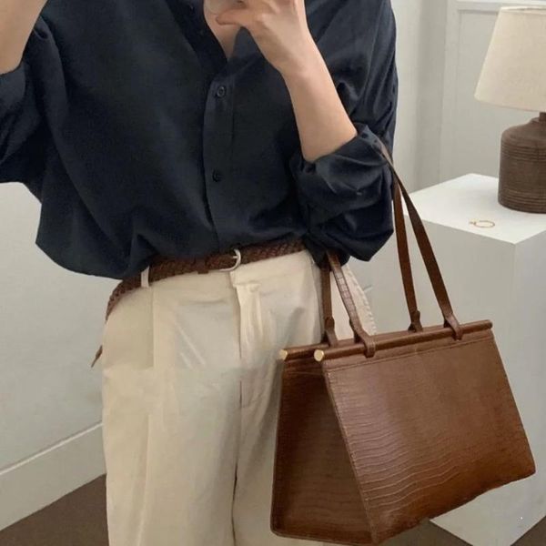 evening bags 2021 summer lizard pattern retro female underarm bag large capacity commuting hand women shoulder handle
evening bags 2021 summer lizard pattern retro female underarm bag large capacity commuting hand women shoulder handle