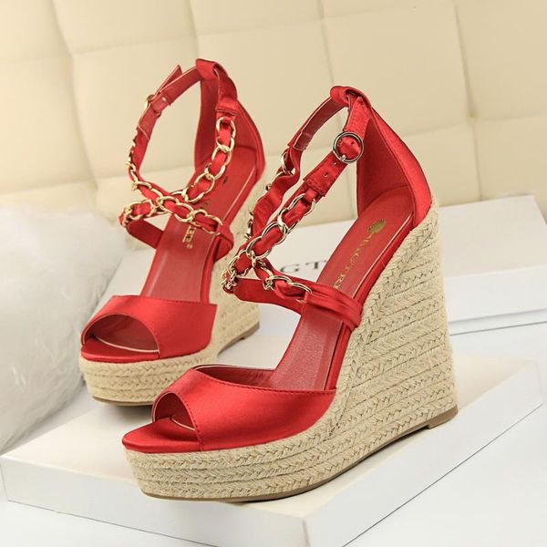 korean version of women's high heel slope thick-soled rope woven muffin shoes silk satin metal chain cross-strap sanda sandals, Black
korean version of women's high heel slope thick-soled rope woven muffin shoes silk satin metal chain cross-strap sanda sandals, Black