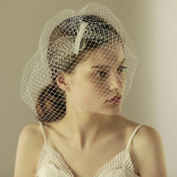 bridal veils simple sweetheart short wedding veil blusher big eyes mesh headdress for travel studio po prop v603, Black
bridal veils simple sweetheart short wedding veil blusher big eyes mesh headdress for travel studio po prop v603, Black
