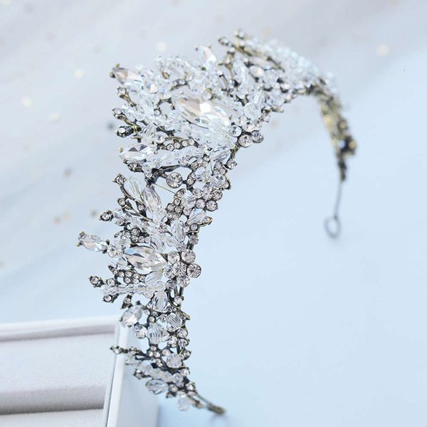 bridal wedding crown headdress atmosphere simple wedding dress hairdress set wedding toast accessories, Slivery;golden
bridal wedding crown headdress atmosphere simple wedding dress hairdress set wedding toast accessories, Slivery;golden
