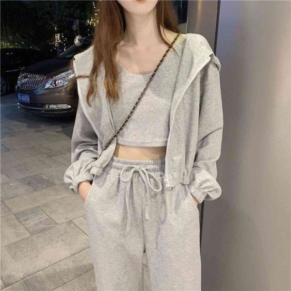 2021 autumn style women's new korean version can be salt sweet fried street three piece et loose leisure sportswear., Gray
2021 autumn style women's new korean version can be salt sweet fried street three piece et loose leisure sportswear., Gray