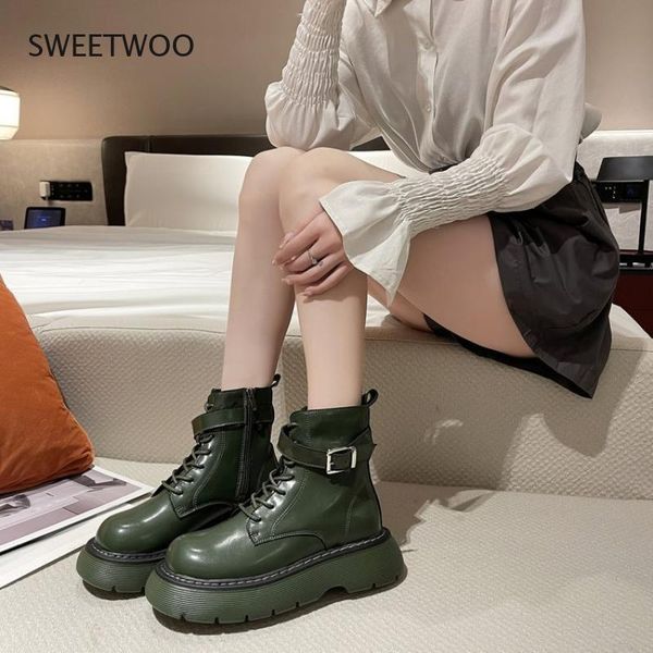 boots women's shoes 2021 platform retro round toe lace gothic punk lolita high-top, Black
boots women's shoes 2021 platform retro round toe lace gothic punk lolita high-top, Black
