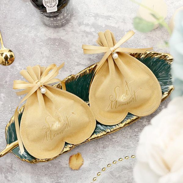 gift wrap 1pcs love heart candy bages velvet bag chocolate baby shower wedding favors gifts birthday party supplies
gift wrap 1pcs love heart candy bages velvet bag chocolate baby shower wedding favors gifts birthday party supplies