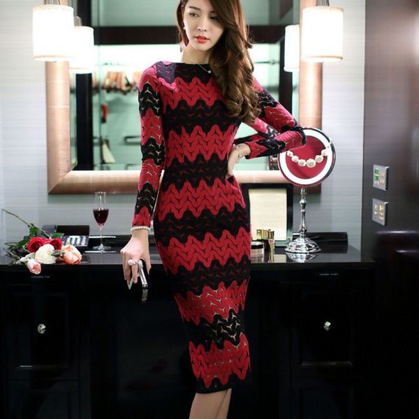 autumn women o neck backless party vintage elegant long sleeves ladies lace sheath midi dressesvestidos 210514, Black;gray
autumn women o neck backless party vintage elegant long sleeves ladies lace sheath midi dressesvestidos 210514, Black;gray