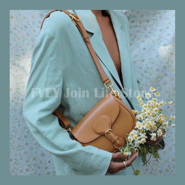 evening bags woman's luxury calf skin shoulder messenger flip lock square versatile half moon
evening bags woman's luxury calf skin shoulder messenger flip lock square versatile half moon