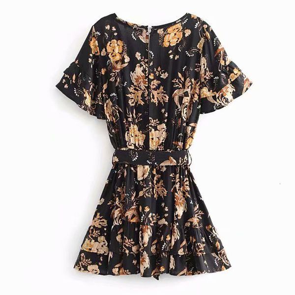 dresses style retro black bottom printed v-neck female summer waist vacation harajuku foreign chic women's dress, Black;gray
dresses style retro black bottom printed v-neck female summer waist vacation harajuku foreign chic women's dress, Black;gray