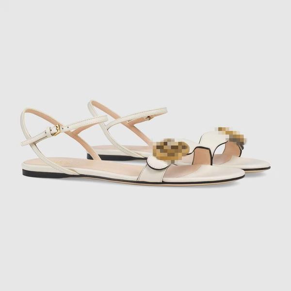 here, 2021 adds a traditional detail to the flat sandals, which is combination of classic and fashion, 3, Black
here, 2021 adds a traditional detail to the flat sandals, which is combination of classic and fashion, 3, Black