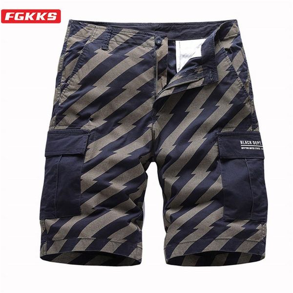 brand men's shorts stripe printing men street trend fashion big pocket drawstring male, White;black
brand men's shorts stripe printing men street trend fashion big pocket drawstring male, White;black
