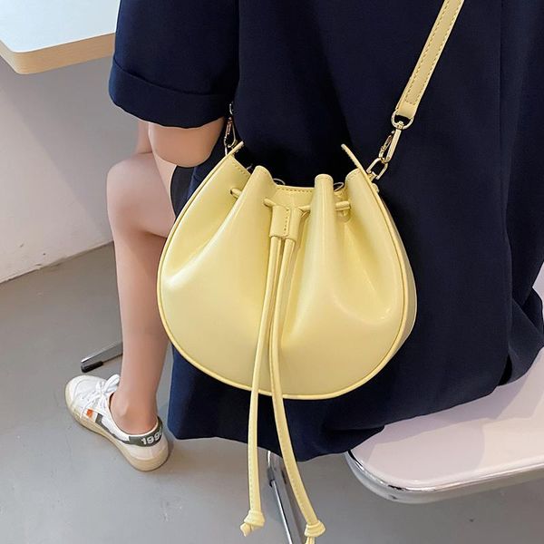 evening bags bag female xia xiaozhong 2021 trendy small fresh high-end western style wild single shoulder messenger handbag
evening bags bag female xia xiaozhong 2021 trendy small fresh high-end western style wild single shoulder messenger handbag