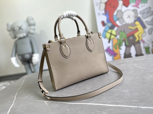 5a ladies crossbody bag vintage handbag plain classic letter cowhide double handle delicate tote bags women fashion shoulder handb228j
5a ladies crossbody bag vintage handbag plain classic letter cowhide double handle delicate tote bags women fashion shoulder handb228j