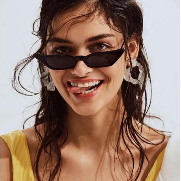 sunglasses summer fashion retro small frame eyewear ladies polarized outdoor sun protection glass, White;black
sunglasses summer fashion retro small frame eyewear ladies polarized outdoor sun protection glass, White;black