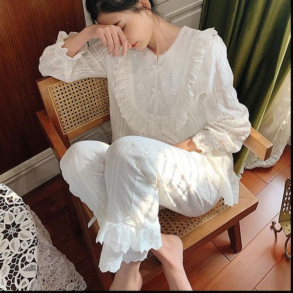 lolita pajama sets.lace embroidered flowers womens sleepwears long pants.vintage pyjamas set.victorian sleepwear loungewear, Black;red
lolita pajama sets.lace embroidered flowers womens sleepwears long pants.vintage pyjamas set.victorian sleepwear loungewear, Black;red