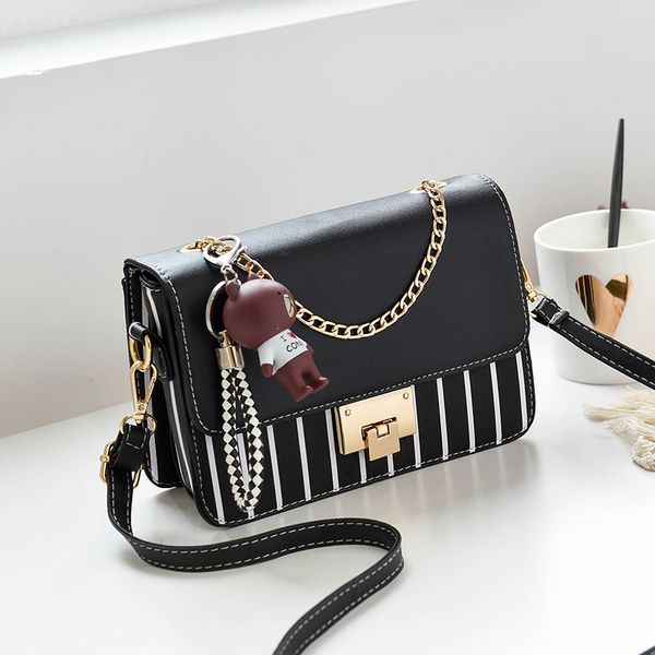 chain shoulder bags clutch bags 2022 strap women's pouch clip handbags crossbody tote bagss wallet
chain shoulder bags clutch bags 2022 strap women's pouch clip handbags crossbody tote bagss wallet