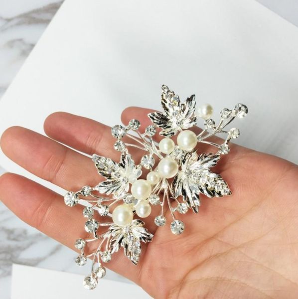 hair clips & barrettes 2pcs 2021 trendy fashion crystal gold silver color flower leaf pearl hairpins spring clip girls headwear, Golden;silver
hair clips & barrettes 2pcs 2021 trendy fashion crystal gold silver color flower leaf pearl hairpins spring clip girls headwear, Golden;silver