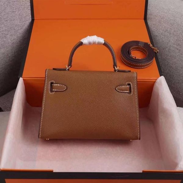 design hand 2021 luxury designer designs mini fashion by famous messenger leather women's bag
design hand 2021 luxury designer designs mini fashion by famous messenger leather women's bag