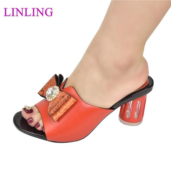 dress shoes nigerian pumps african special materials high heels 8 cm without bag super italian women wedding for party, Black
dress shoes nigerian pumps african special materials high heels 8 cm without bag super italian women wedding for party, Black