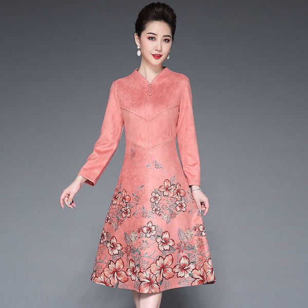luxury evening dress wedding 's cheongsam women's spring autumn , middle-aged and old people's foreign style, suede knee, Black;gray
luxury evening dress wedding 's cheongsam women's spring autumn , middle-aged and old people's foreign style, suede knee, Black;gray