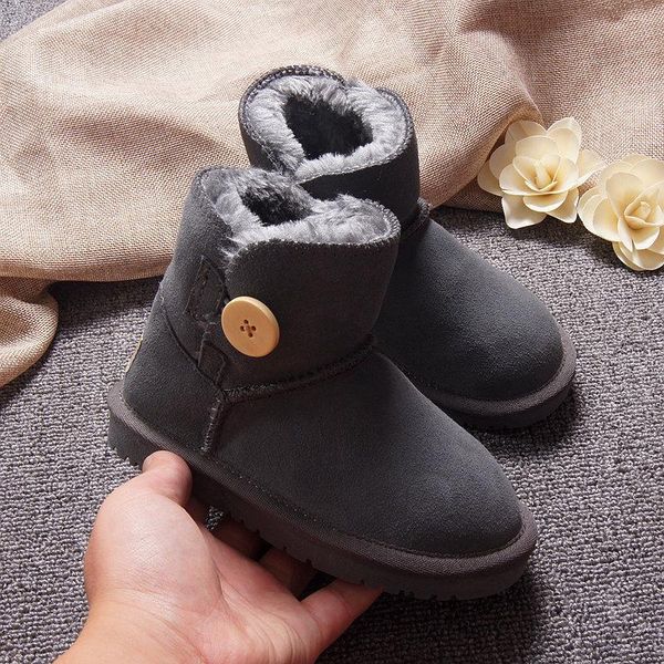 winter keep warm children shoes non-slip cow muscle sole wool lining leather breathable snow boots cotton shoe for boy girl, Black;grey
winter keep warm children shoes non-slip cow muscle sole wool lining leather breathable snow boots cotton shoe for boy girl, Black;grey