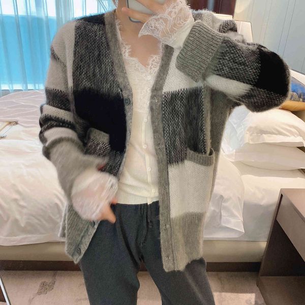 split cardigan 9293 mohair sweater women's autumn and winter warm college wind tb stripe net red same plaid coat, White;black
split cardigan 9293 mohair sweater women's autumn and winter warm college wind tb stripe net red same plaid coat, White;black