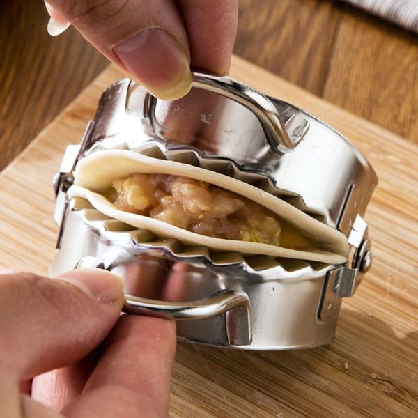 baking & pastry tools 304 stainless steel dumpling maker wrapper dough cutter pie ravioli mould kitchen accessories
baking & pastry tools 304 stainless steel dumpling maker wrapper dough cutter pie ravioli mould kitchen accessories