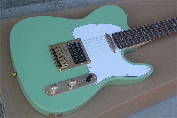 custom edition classic light blue electric guitar can be customized and modified on request
custom edition classic light blue electric guitar can be customized and modified on request