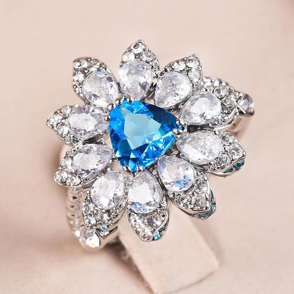 luxury silver color sky blue zircon flower ring women ladies wedding party engagement proposal female rings jewelry gift b4m786 cluster, Golden;silver
luxury silver color sky blue zircon flower ring women ladies wedding party engagement proposal female rings jewelry gift b4m786 cluster, Golden;silver