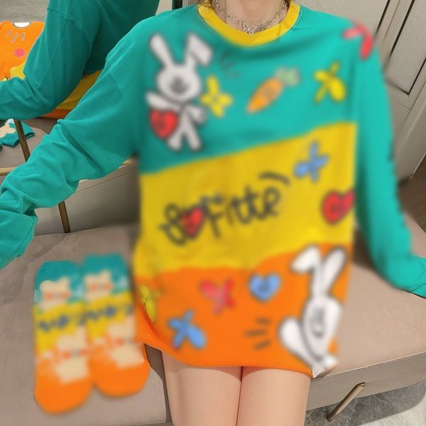 brand hoodie 2021 korean round neck color blocking thin pullover cotton temperament commuter rabbit carrot printed girls' sweater, Black
brand hoodie 2021 korean round neck color blocking thin pullover cotton temperament commuter rabbit carrot printed girls' sweater, Black