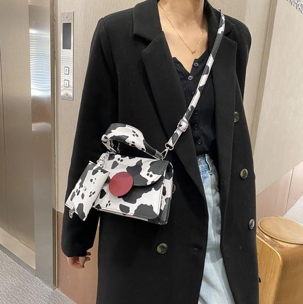 women's bags 2021 fashion shoulder bag handbag all-match messenger women over the small flap crossbody waist
women's bags 2021 fashion shoulder bag handbag all-match messenger women over the small flap crossbody waist