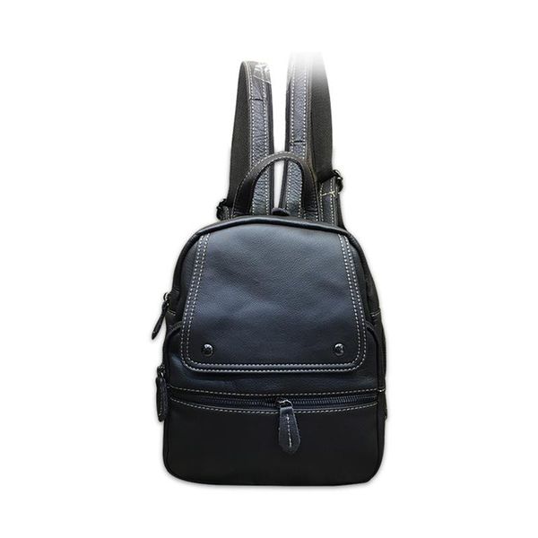 backpack famous design genuine leather men simple and versatile casual travel first layer cowhide rucksack bag
backpack famous design genuine leather men simple and versatile casual travel first layer cowhide rucksack bag