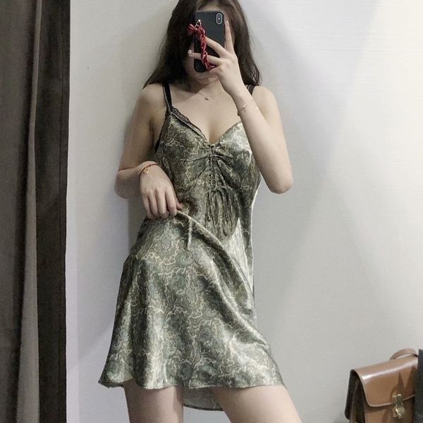 paisley vintage dress women camisole mini bow dresses summer female spaghetti strap party dresses fashion womens dress 210422, Black;gray
paisley vintage dress women camisole mini bow dresses summer female spaghetti strap party dresses fashion womens dress 210422, Black;gray