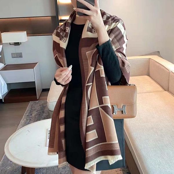 luxury new classic scarf designer british plaid cotton ladies women cashmere scarves for autumn and winter shawl dual-use, Blue;gray
luxury new classic scarf designer british plaid cotton ladies women cashmere scarves for autumn and winter shawl dual-use, Blue;gray