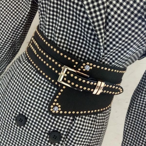 france 2021 metal waist lady belt european and american skirt rivet coat belts, Black;brown
france 2021 metal waist lady belt european and american skirt rivet coat belts, Black;brown