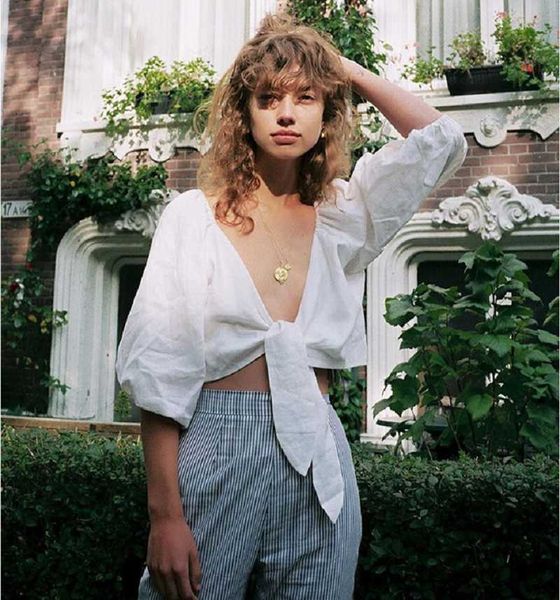 women's blouses & shirts moarcho off the shoulder lantern sleeve blouse women deep v-neck solid color short 2021 autumn, White
women's blouses & shirts moarcho off the shoulder lantern sleeve blouse women deep v-neck solid color short 2021 autumn, White