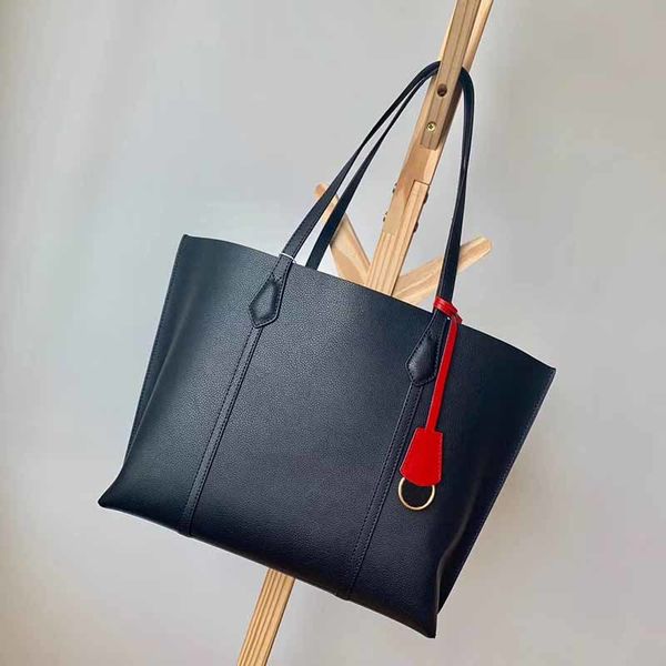 shoulder s women shopping genuine hanbdag studded luxury leather handbag lady fashion multicolor flip bag
shoulder s women shopping genuine hanbdag studded luxury leather handbag lady fashion multicolor flip bag