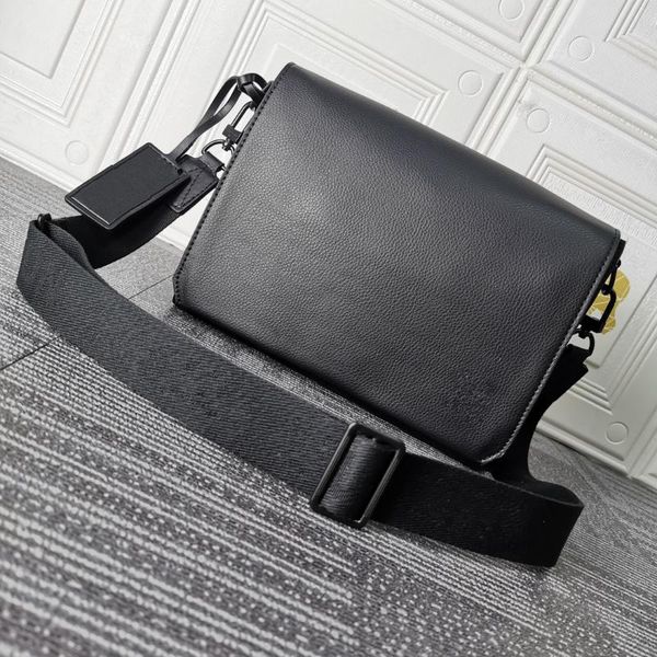 briefcases briefcase men messenger bag genuine leather man handbag single shoulder lapbags
briefcases briefcase men messenger bag genuine leather man handbag single shoulder lapbags