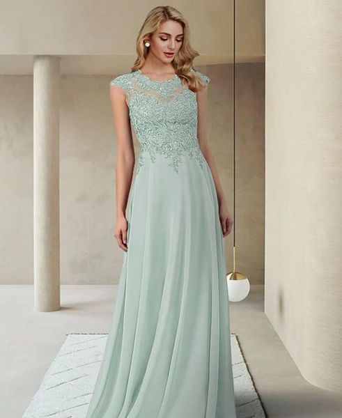sheath / column mother of the bride dress elegant jewel neck floor length chiffon lace short sleeve with pleats appliques 2021 c092, Black;red
sheath / column mother of the bride dress elegant jewel neck floor length chiffon lace short sleeve with pleats appliques 2021 c092, Black;red