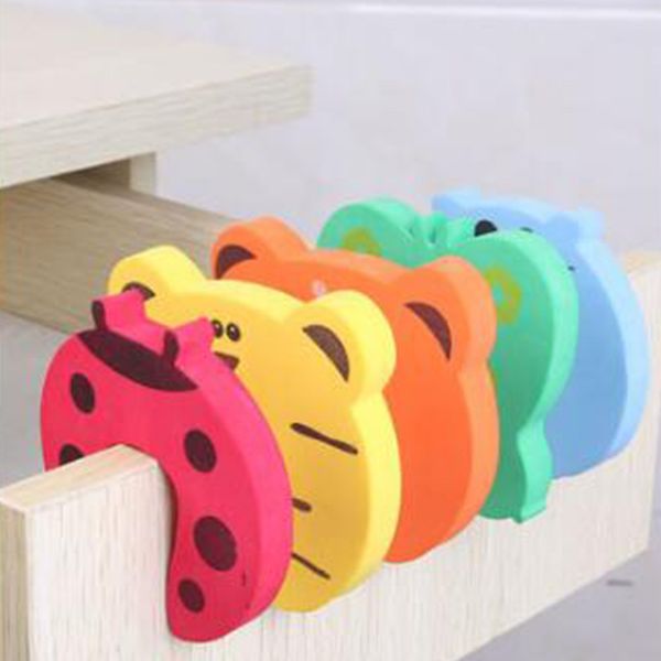 5pcs/lot protection baby safety cute animal security door ser baby card lock newborn care child finger protector
5pcs/lot protection baby safety cute animal security door ser baby card lock newborn care child finger protector
