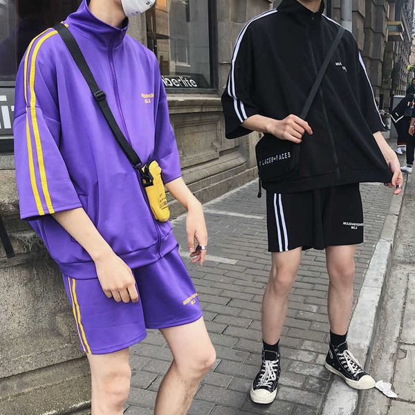 summer tracksuit set men's half sleeve t-shirt + loose shorts casual sportswear tracksuit 2 pieces set jogger suits for men 210714, Gray
summer tracksuit set men's half sleeve t-shirt + loose shorts casual sportswear tracksuit 2 pieces set jogger suits for men 210714, Gray
