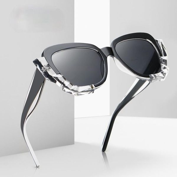 sunglasses 2021 trend mirror irregular border wild sunshade simple hipster personal firm hinge, White;black
sunglasses 2021 trend mirror irregular border wild sunshade simple hipster personal firm hinge, White;black