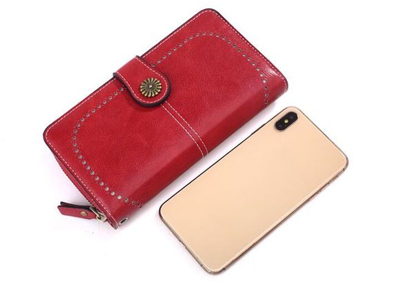 2021 high-capacity luxury backpack style school shoulder bag strap leather embossing fashion letter pattern design travelling bags
2021 high-capacity luxury backpack style school shoulder bag strap leather embossing fashion letter pattern design travelling bags