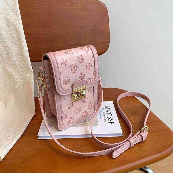 2022 factory wholesale online popular women's summer versatile fashion messenger small square mobile phone bag
2022 factory wholesale online popular women's summer versatile fashion messenger small square mobile phone bag