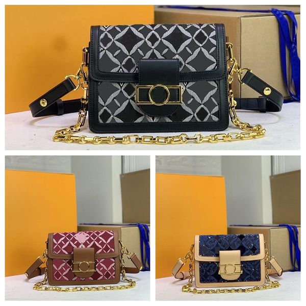women luxury designers chain bags genuine leather handbag with letters woman casual cowhide fashion classic presbyopic shoulder bag grossbod 
women luxury designers chain bags genuine leather handbag with letters woman casual cowhide fashion classic presbyopic shoulder bag grossbod