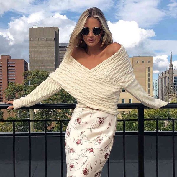 women's sweaters 111922 elegant off shoulder twist knitted sweater women winter fashion v-neck cross over cropped pullover white s, White;black
women's sweaters 111922 elegant off shoulder twist knitted sweater women winter fashion v-neck cross over cropped pullover white s, White;black