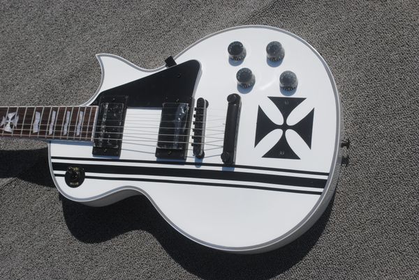 white electric guitar mahogany wood body and neck factory solid wood electric guitar
white electric guitar mahogany wood body and neck factory solid wood electric guitar