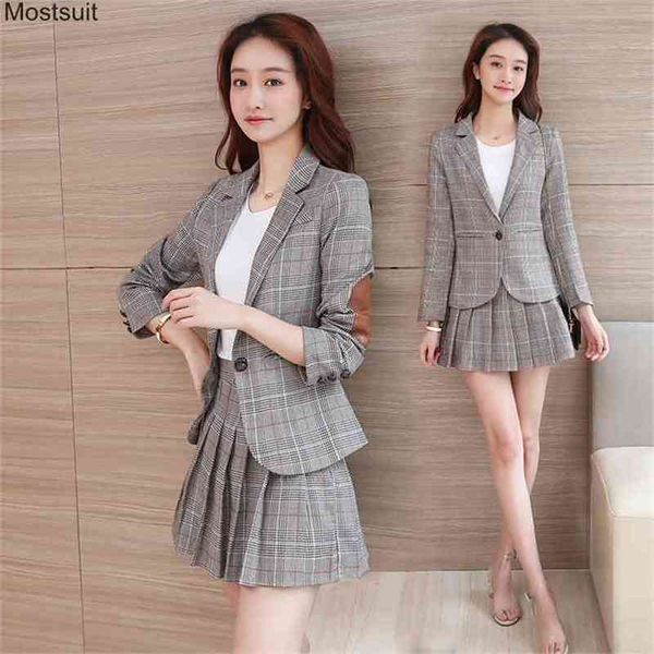 spring autumn elegant skirt suit for women office set long sleeve single button blazer & pleated mini s sets 210513, White
spring autumn elegant skirt suit for women office set long sleeve single button blazer & pleated mini s sets 210513, White