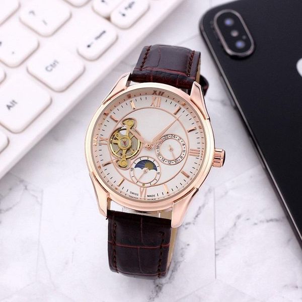 2021 new luxury mens watches five needle series large flywheel automatic mechanical watch designer watches omg brand genuine leather strap, Slivery;brown
2021 new luxury mens watches five needle series large flywheel automatic mechanical watch designer watches omg brand genuine leather strap, Slivery;brown