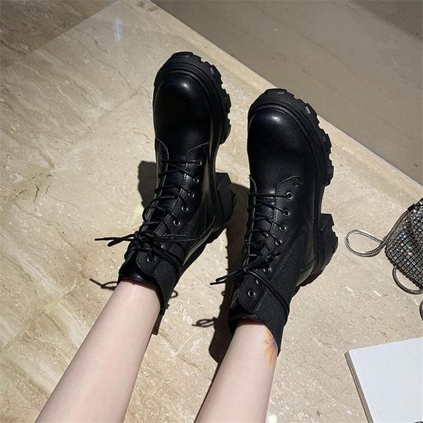 2021 women's shoes 2020 autumn and winter fashion wild new boots short tube lace up european and american motorcycle 1, Black
2021 women's shoes 2020 autumn and winter fashion wild new boots short tube lace up european and american motorcycle 1, Black