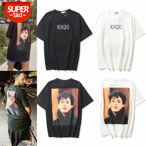 limited eentials double-line portrait print round neck short-sleeved t-shirt #wp9p, White;black
limited eentials double-line portrait print round neck short-sleeved t-shirt #wp9p, White;black