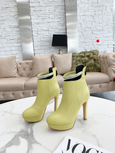 2022 designer women snowdrop flat ankle boots lady fashion snow boot waterproof winter warm wool leather sneakers size us 4.5-8.5 -h159, Black
2022 designer women snowdrop flat ankle boots lady fashion snow boot waterproof winter warm wool leather sneakers size us 4.5-8.5 -h159, Black