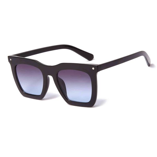 2021 retro rice nail sunglass trendy square frame men women plastic sun glass, White;black
2021 retro rice nail sunglass trendy square frame men women plastic sun glass, White;black